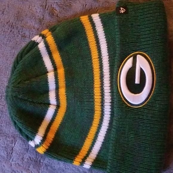 Unisex Green Bay Packer Winter Hat NWOT - Picture 1 of 2